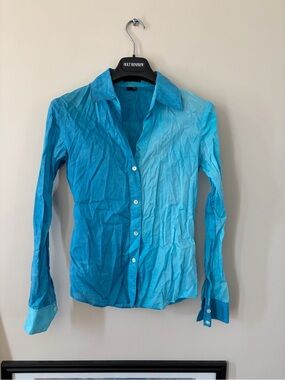 Theory - Woman Ombre Blue Button-Up Shirt - Lightweight Cotton Blend